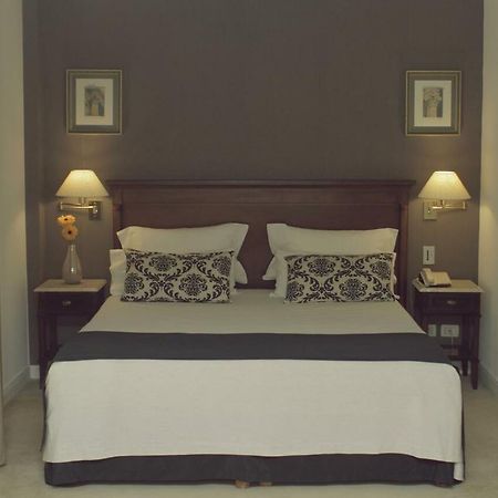 Howard Johnson Hotel 9 De Julio Avenue Buenos Aires Eksteriør billede
