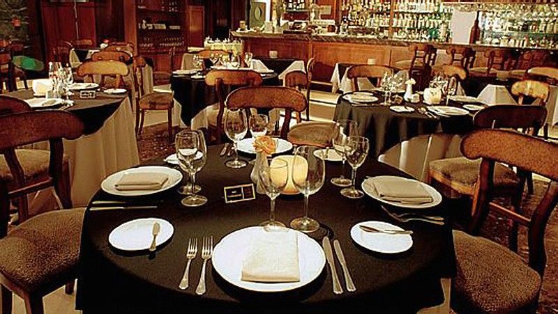 Howard Johnson Hotel 9 De Julio Avenue Buenos Aires Eksteriør billede