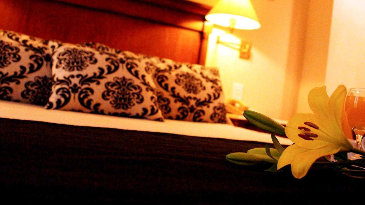 Howard Johnson Hotel 9 De Julio Avenue Buenos Aires Eksteriør billede