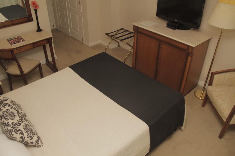 Howard Johnson Hotel 9 De Julio Avenue Buenos Aires Eksteriør billede