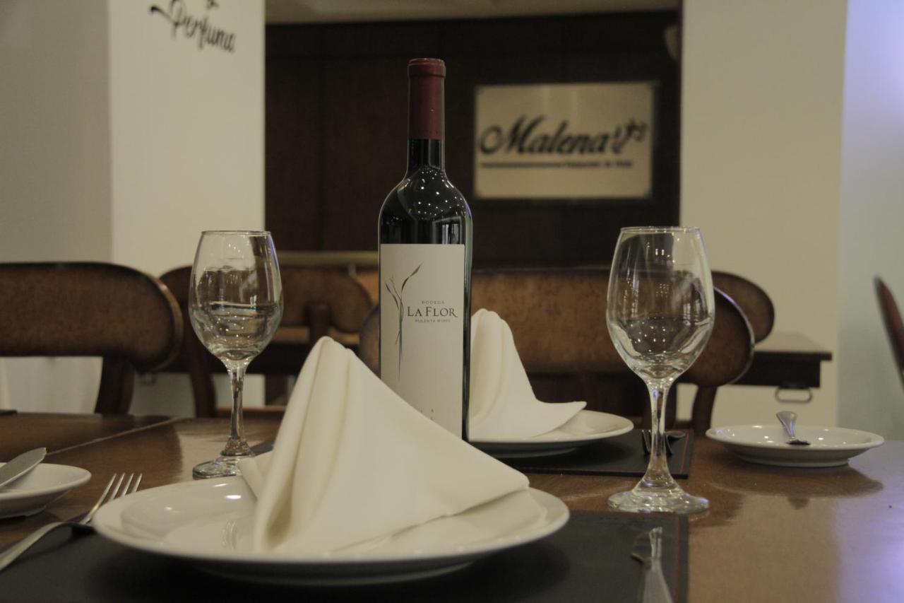 Howard Johnson Hotel 9 De Julio Avenue Buenos Aires Eksteriør billede